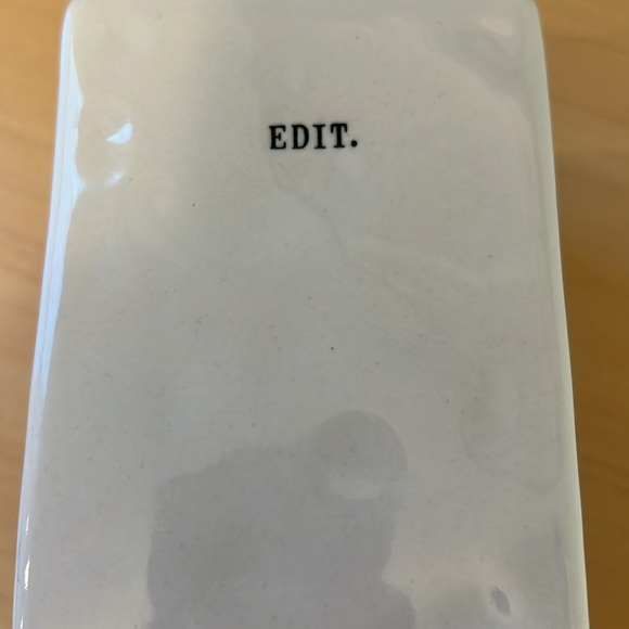 Rae Dunn Edit Pencil Holder - Picture 2 of 4